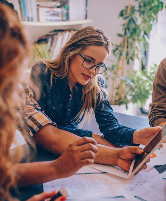 Produção de Roteiro para Podcast - Cross Host
