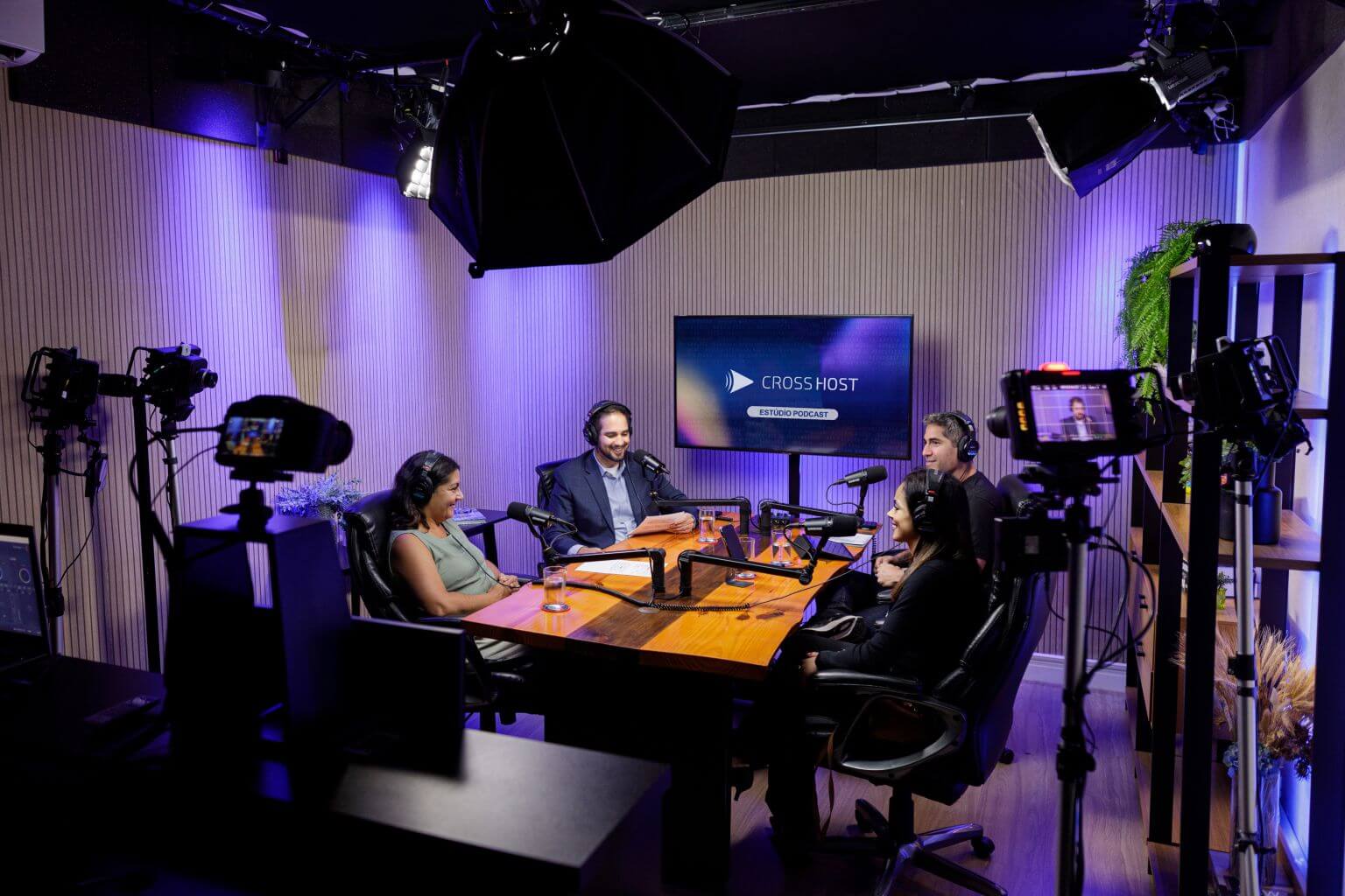 Produção de Podcast - Estúdio Cross Host - Bastidores